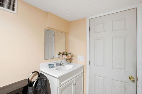 Tiny photo for 314 WASHINGTON Street, Davenport, IA 52802 (MLS # 12575031)