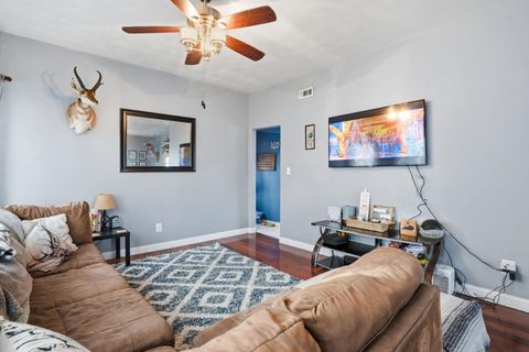 Tiny photo for 314 WASHINGTON Street, Davenport, IA 52802 (MLS # 12575031)