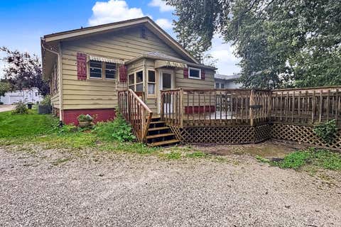 Tiny photo for 1508 N Linden Street, Bloomington, IL 61701 (MLS # 12739718)