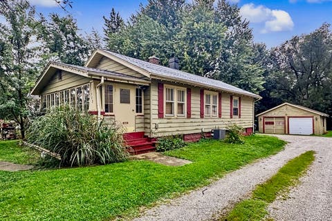 Photo of 1508 N Linden Street, Bloomington, IL 61701 (MLS # 12739718)