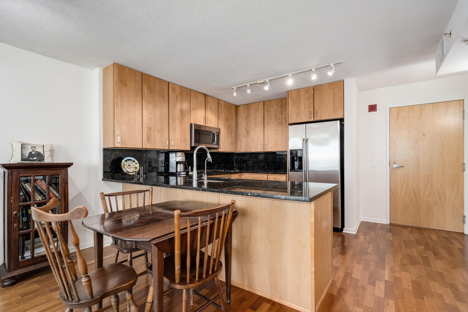 9725 Woods Drive 507