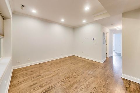 Tiny photo for 5302 N Kedzie Avenue #1, Chicago, IL 60625 (MLS # 12672818)