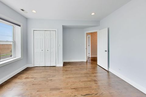 Tiny photo for 5302 N Kedzie Avenue #1, Chicago, IL 60625 (MLS # 12672818)