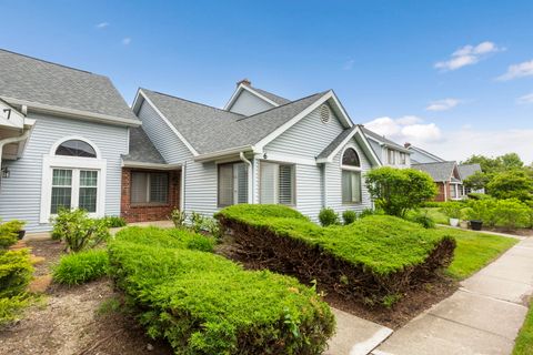 Photo of 6 Hastings Lane #6, Lincolnshire, IL 60069 (MLS # 12575951)