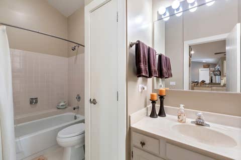 Tiny photo for 6 Hastings Lane #6, Lincolnshire, IL 60069 (MLS # 12575951)