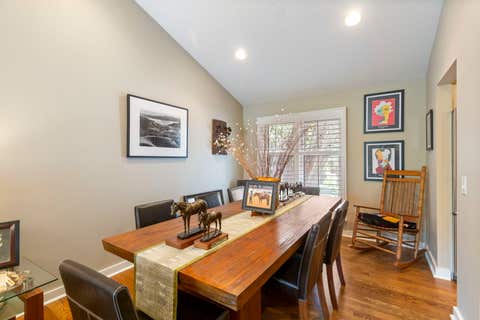 Tiny photo for 6 Hastings Lane #6, Lincolnshire, IL 60069 (MLS # 12575951)