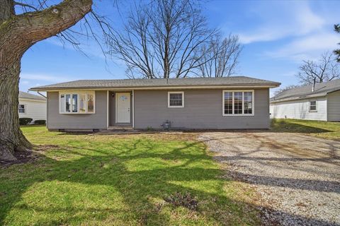 Tiny photo for 107 N Verry Street, Armington, IL 61721 (MLS # 12599087)