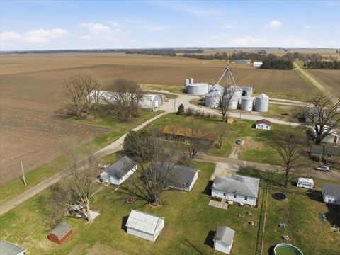 Tiny photo for 107 N Verry Street, Armington, IL 61721 (MLS # 12599087)