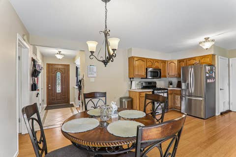 Tiny photo for 1212 Carswell Avenue, Elk Grove Village, IL 60007 (MLS # 12723127)