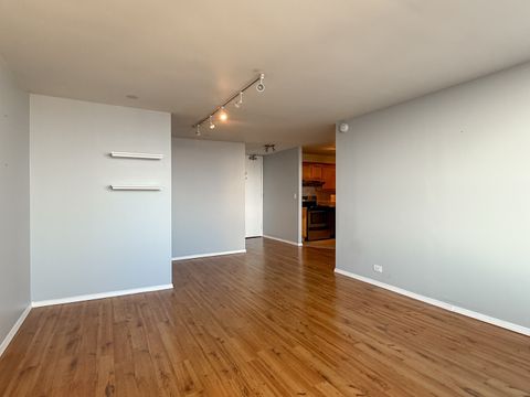 Tiny photo for 655 W IRVING PARK Road #4811, Chicago, IL 60613 (MLS # 12436314)