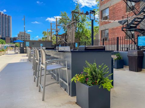 Tiny photo for 655 W IRVING PARK Road #4811, Chicago, IL 60613 (MLS # 12436314)