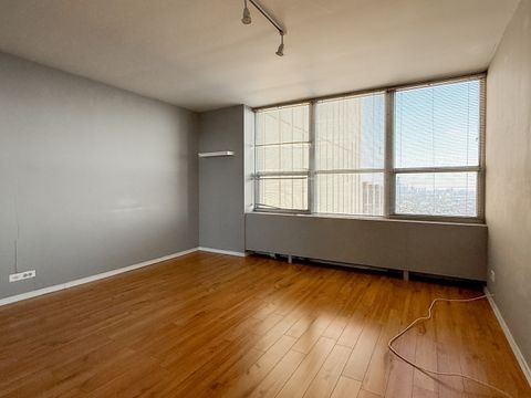 Tiny photo for 655 W IRVING PARK Road #4811, Chicago, IL 60613 (MLS # 12436314)