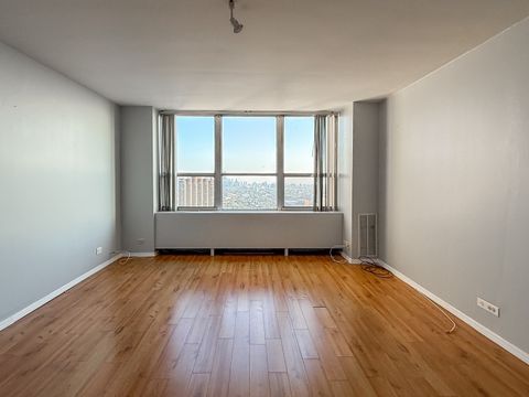 Tiny photo for 655 W IRVING PARK Road #4811, Chicago, IL 60613 (MLS # 12436314)