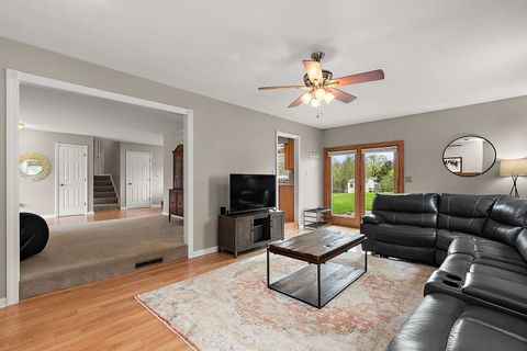 Tiny photo for New Lenox, IL 60451 (MLS # 12615680)
