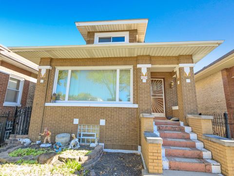 Tiny photo for 1413 N Long Avenue, Chicago, IL 60651 (MLS # 12559311)