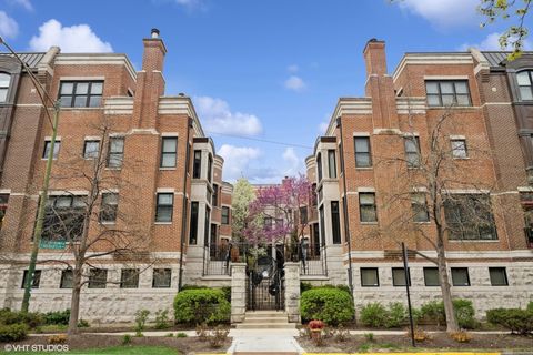 2324 W WABANSIA Avenue 5 Chicago IL 60647