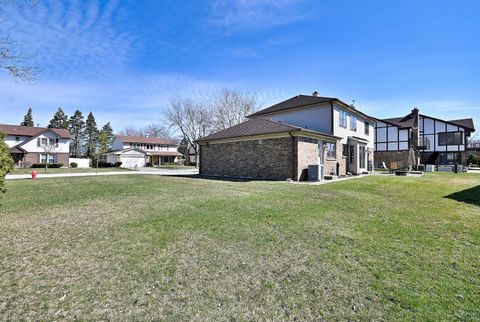 Tiny photo for 575 Montego Drive, Elk Grove Village, IL 60007 (MLS # 12593482)