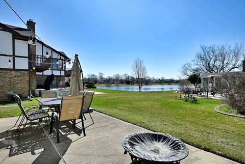 Tiny photo for 575 Montego Drive, Elk Grove Village, IL 60007 (MLS # 12593482)