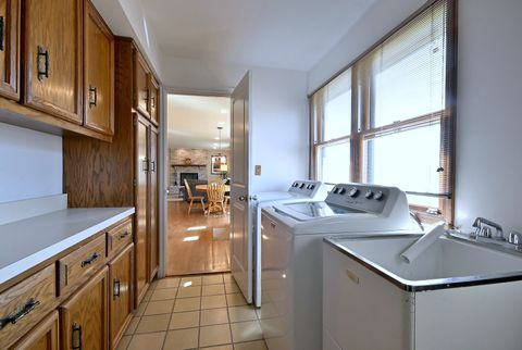 Tiny photo for 575 Montego Drive, Elk Grove Village, IL 60007 (MLS # 12593482)