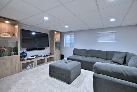 Tiny photo for 575 Montego Drive, Elk Grove Village, IL 60007 (MLS # 12593482)