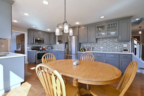 Tiny photo for 575 Montego Drive, Elk Grove Village, IL 60007 (MLS # 12593482)