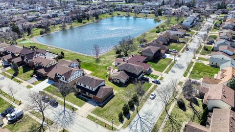 Tiny photo for 575 Montego Drive, Elk Grove Village, IL 60007 (MLS # 12593482)