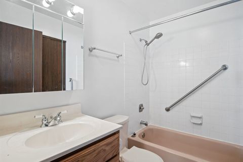Tiny photo for 988 Chelsea Lane, Schaumburg, IL 60193 (MLS # 12468606)