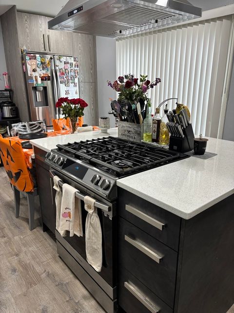 Tiny photo for 1120 N Boxwood Drive #B, Mount Prospect, IL 60056 (MLS # 12502075)