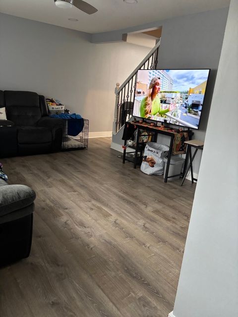 Tiny photo for 1120 N Boxwood Drive #B, Mount Prospect, IL 60056 (MLS # 12502075)