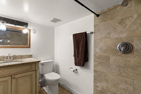 Tiny photo for 6756 N Keating Avenue, Lincolnwood, IL 60712 (MLS # 12764035)
