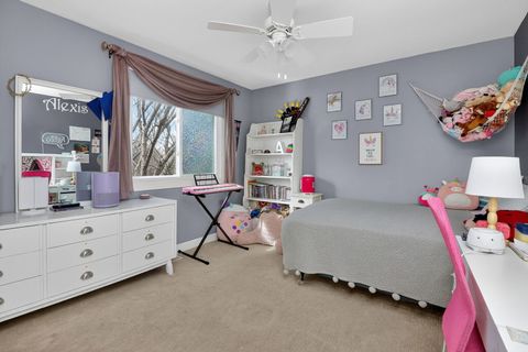Tiny photo for 321 Lakeside Drive, Bolingbrook, IL 60440 (MLS # 12614614)