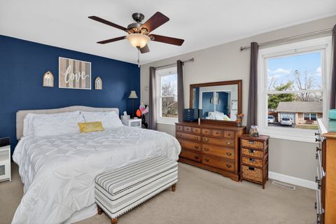 Tiny photo for 321 Lakeside Drive, Bolingbrook, IL 60440 (MLS # 12614614)