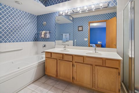 Tiny photo for 5340 N Lowell Avenue #301, Chicago, IL 60630 (MLS # 12535172)