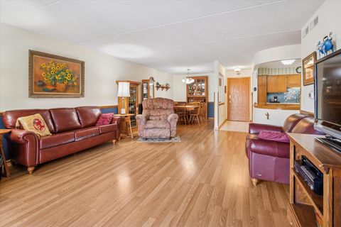 Tiny photo for 5340 N Lowell Avenue #301, Chicago, IL 60630 (MLS # 12535172)