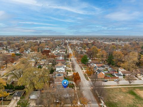 Tiny photo for 9201 S 52nd Avenue, Oak Lawn, IL 60453 (MLS # 12522670)
