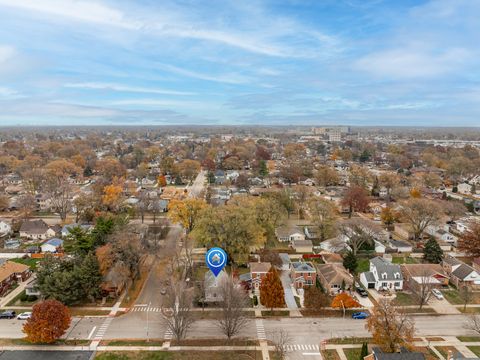 Tiny photo for 9201 S 52nd Avenue, Oak Lawn, IL 60453 (MLS # 12522670)