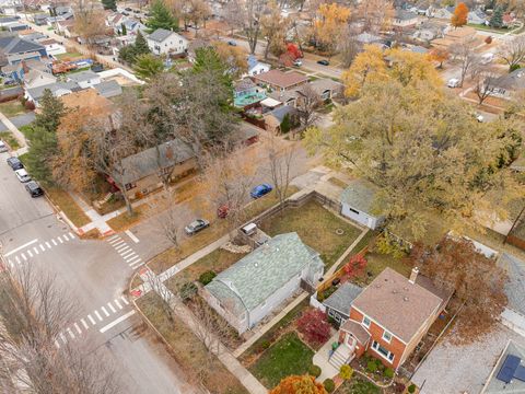 Tiny photo for 9201 S 52nd Avenue, Oak Lawn, IL 60453 (MLS # 12522670)