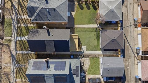 Tiny photo for 7230 S Avers Avenue, Chicago, IL 60629 (MLS # 12576046)