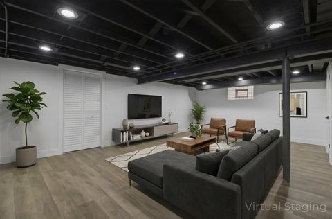 Tiny photo for 7230 S Avers Avenue, Chicago, IL 60629 (MLS # 12576046)