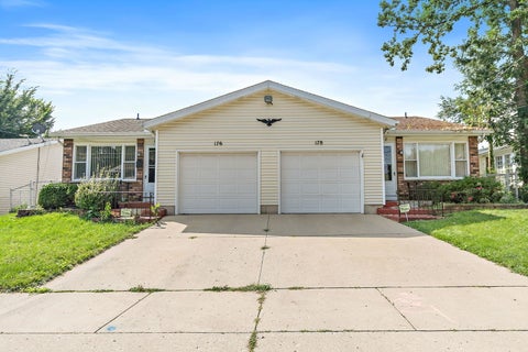 Photo of 176-178 N Dubois Avenue, Elgin, IL 60123 (MLS # 12748707)