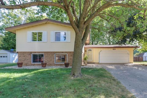 Tiny photo for 314 S Maple Avenue, Minier, IL 61759 (MLS # 12484901)