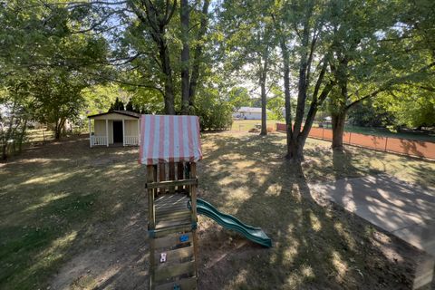 Tiny photo for 314 S Maple Avenue, Minier, IL 61759 (MLS # 12484901)