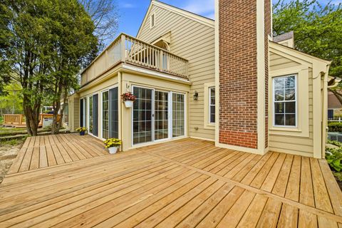 Tiny photo for 76 Whittington Course, St. Charles, IL 60174 (MLS # 12627454)