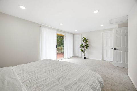 Tiny photo for 76 Whittington Course, St. Charles, IL 60174 (MLS # 12627454)