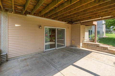 Tiny photo for 17 Smokey Court, Bloomington, IL 61704 (MLS # 12201632)