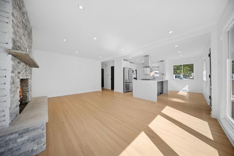 Tiny photo for 6226 N La Crosse Avenue, Chicago, IL 60646 (MLS # 12475902)