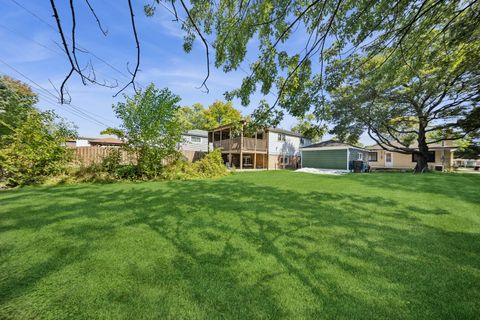 Tiny photo for 6226 N La Crosse Avenue, Chicago, IL 60646 (MLS # 12475902)