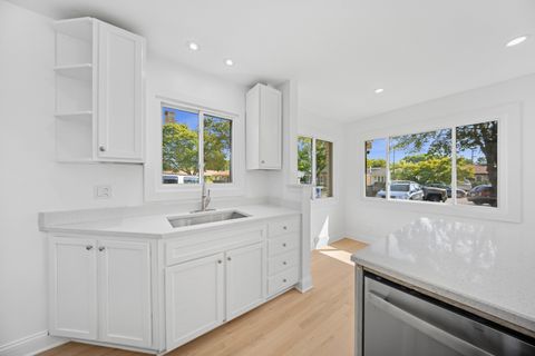 Tiny photo for 6226 N La Crosse Avenue, Chicago, IL 60646 (MLS # 12475902)