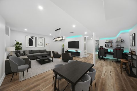 Tiny photo for 6226 N La Crosse Avenue, Chicago, IL 60646 (MLS # 12475902)