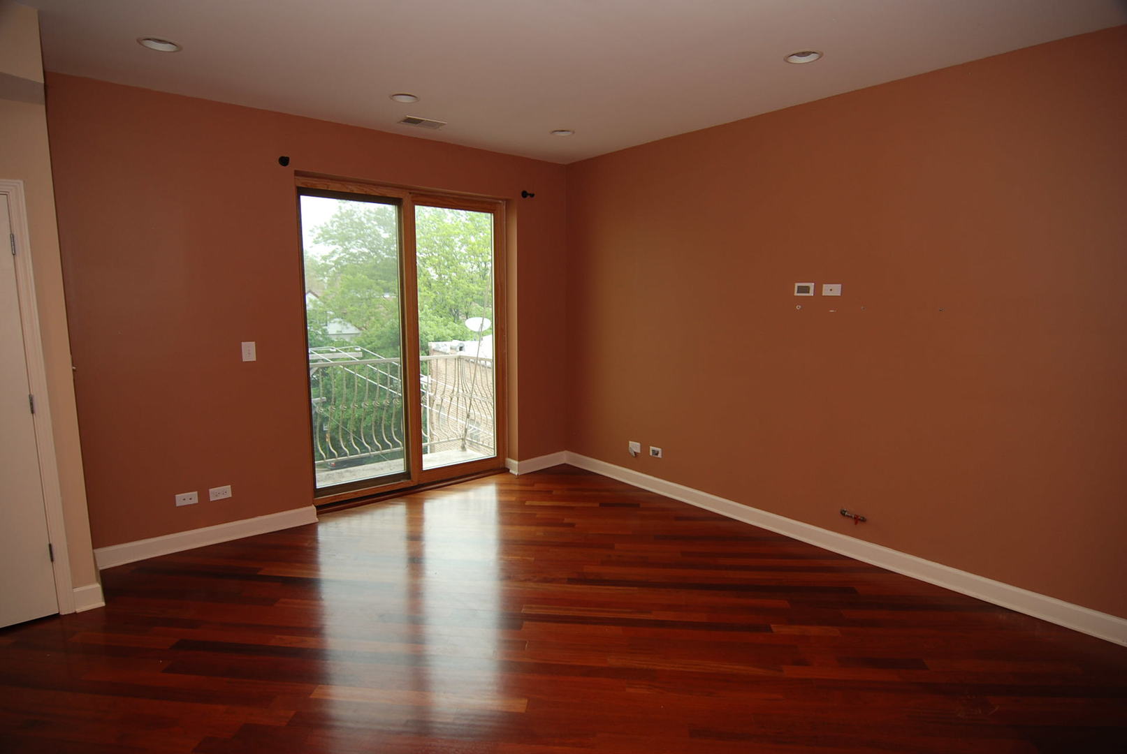 1529 W Hollywood Avenue 2
